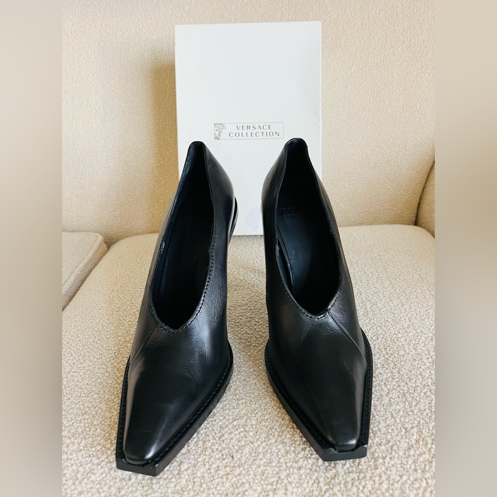 Versus - Versace Gorgeous Black Leather Heels
